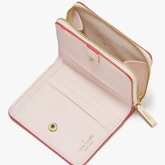 ❤️❤️❤️Kate Spade Strawberry Dreams Small Zip Around Bifold Wallet, Multi❤️❤️❤️ - Picture 2 of 13